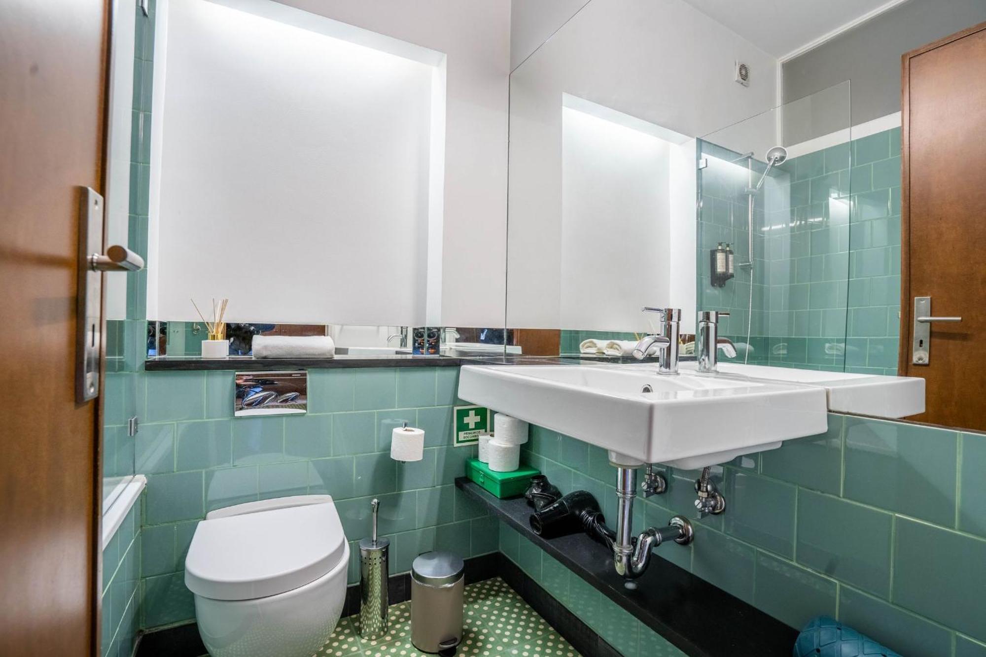 Firmeza388 Charming Flats Apartment Porto Bagian luar foto