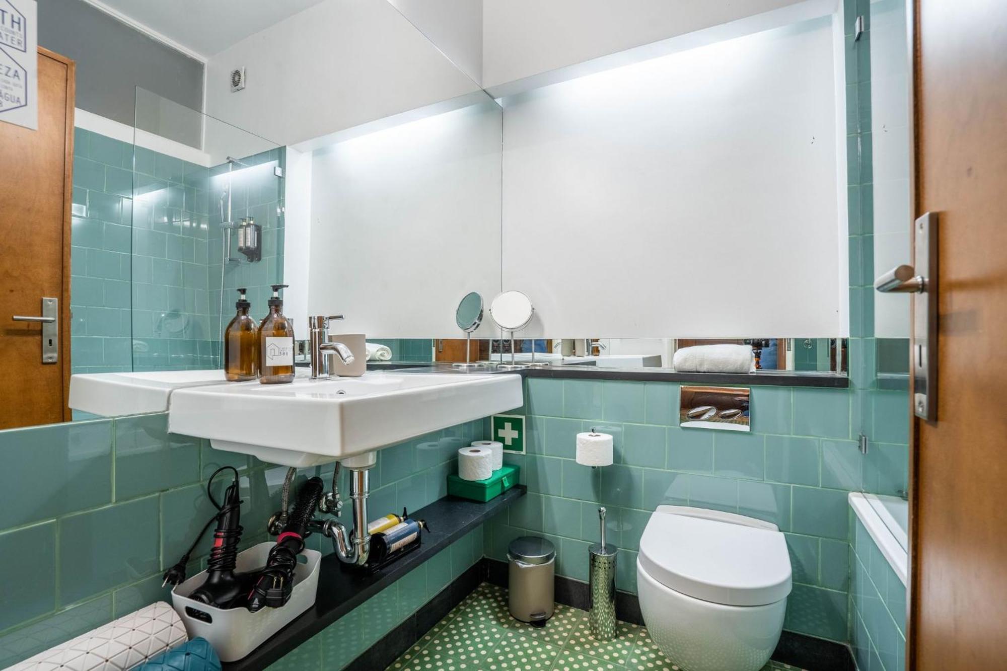 Firmeza388 Charming Flats Apartment Porto Bagian luar foto